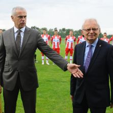 KRASILA GA JE BUJNA KOSA: Sa Zvezdom doživeo najveće uspehe, a evo kako je nekada izgledao Svetozar Mijailović (FOTO)