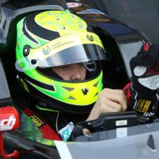 KRV NIJE VODA: Sin legendarnog Mihaela Šumahera za volanom Formule 1! (FOTO)