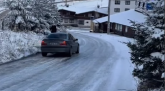 Kad BMW otkaže poslušnost: Kočenje po ledu pošlo po zlu VIDEO