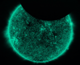 Kad Nasino snimanje Sunca poremeti Mesec /FOTO