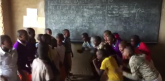 Kad deca u afričkom sirotištu pevaju Ti si mi u mislima (VIDEO)