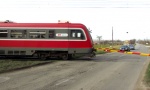 Kad je videla voz, žena LEGLA između šina: Mašinovođa sprečio SAMOUBISTVO na pružnom prelazu u Zmajevu 