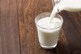 Kada je najzdravije da popijete šolju mleka?