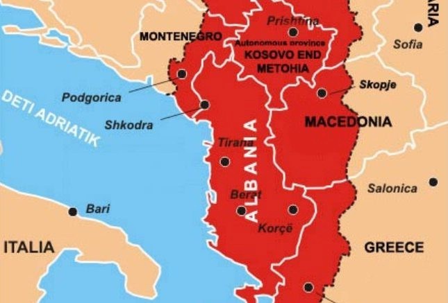 Kadare-Albanija glavni faktor na Balkanu