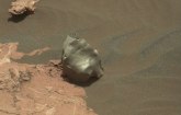 Kakav je to čudan kamen na Marsu?