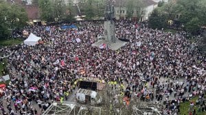 Kako AFP izveštava o tome što su studenti u Srbiji zatražili izbore?