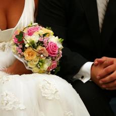 Kako da uđete u brak bez dugova? Uz samo jedan trik uštedećete očas posla novac za svadbu!