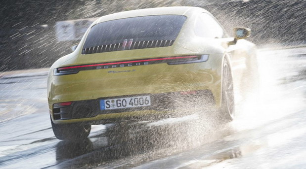 Kako funkcioniše Porsche Wet Mode