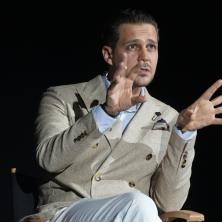 Kako je Miloš Biković postao prevarant i sektaš? Glumac se oglasio iz Rusije i izazvao masovne reakcije