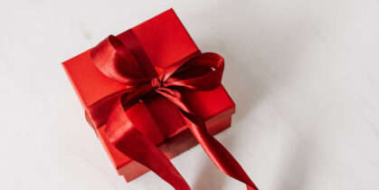 Kako pametno birati poklone za drage osobe kada želite spoj praktičnosti i udobnosti?