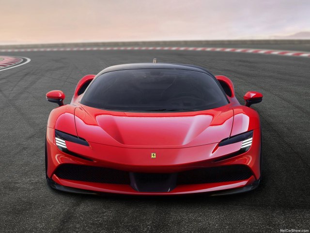 Kako se pravi moćni Ferrari SF90 Stradale VIDEO