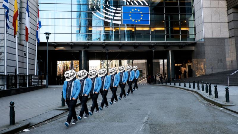 Kako se trolovi spremaju za izbore za Evropski parlament?