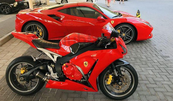 Kako vam se dopada ovaj Ferrari na dva točka?