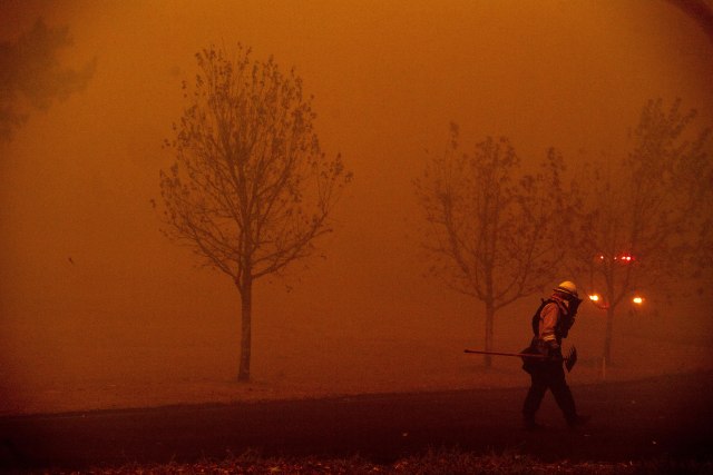 Kalifornija: Novi vetrovi prete da prošire požare