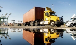 Kalifornija odobrava postepeno ukidanje velikih kamionas dizel-motrima