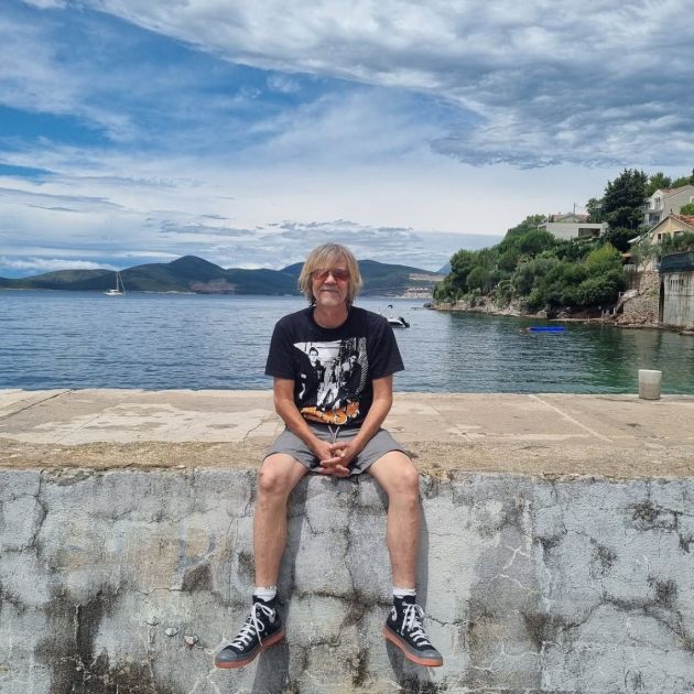 Kamena kuća sa privatnom plažom: Ovo je velelepna nekretnina Žike Todorovića na Crnogorskom primorju FOTO