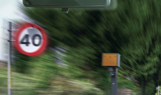 Kamere za brzinu opasne su za bezbednost u saobraćaju