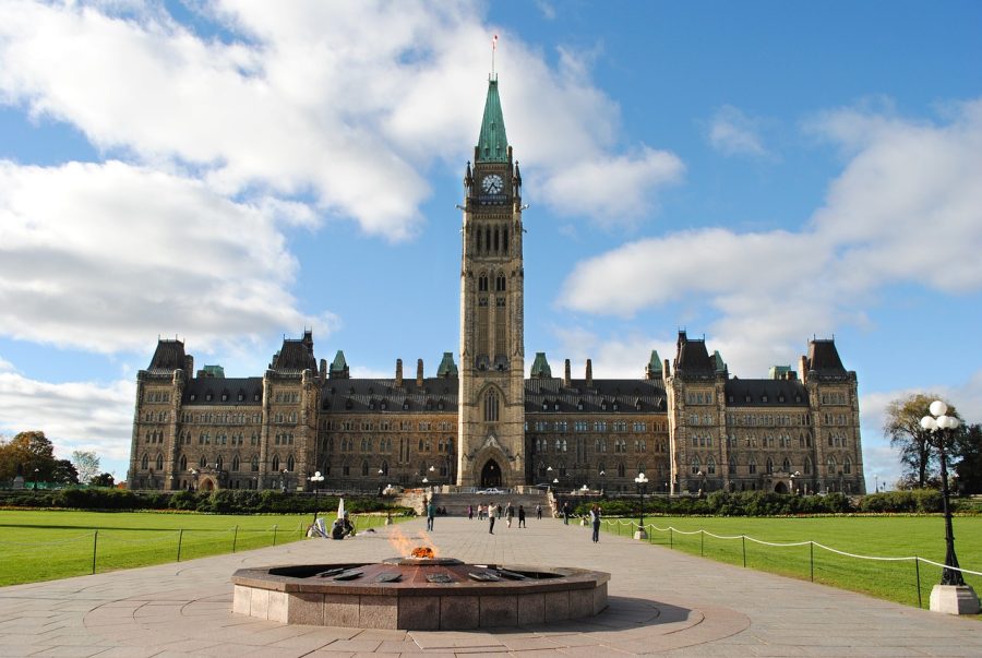 Kanada smanjila budžetski deficit za više od pola