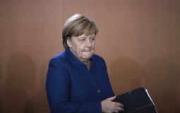 
					Kancelarka Merkel: Još postoji mogućnost dogovora o Bregzitu 
					
									