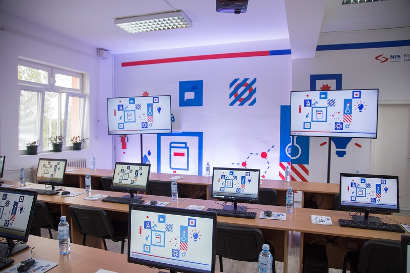 Karavan NIS-a „Zajednici zajedno“ obilazi škole širom Srbije