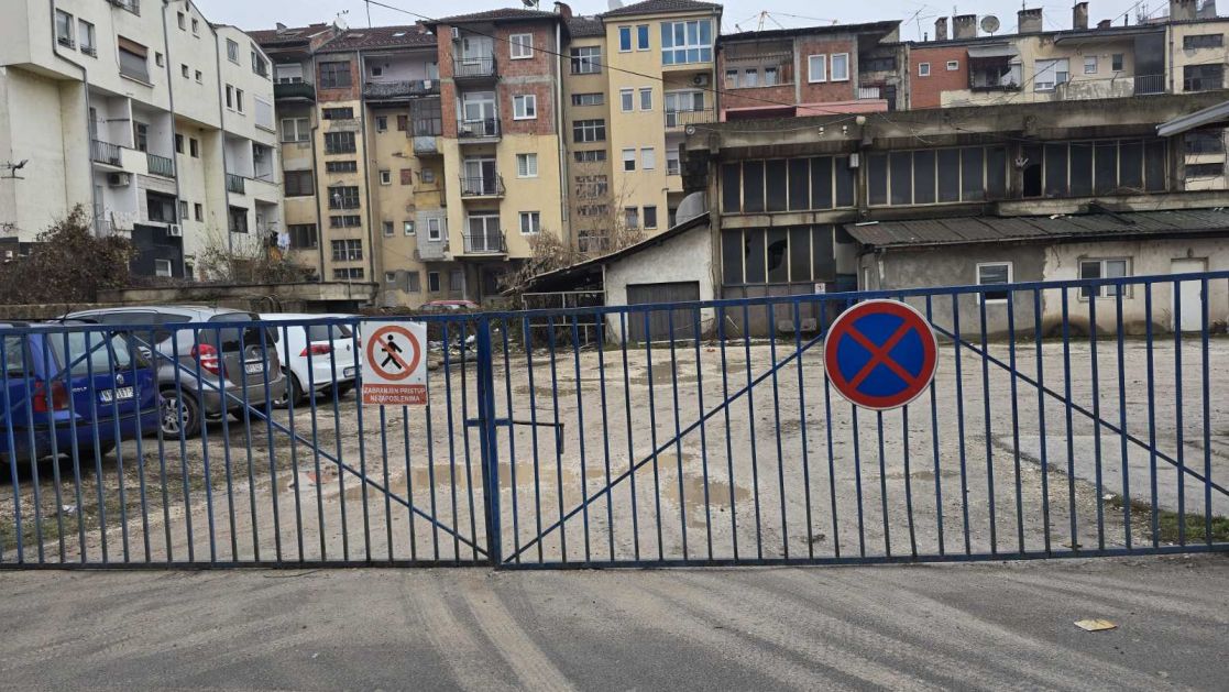 Kasni nabavka opreme za “oko sokolovo”, “Parking servis” plaća zbog diskriminatorne dokumentacije