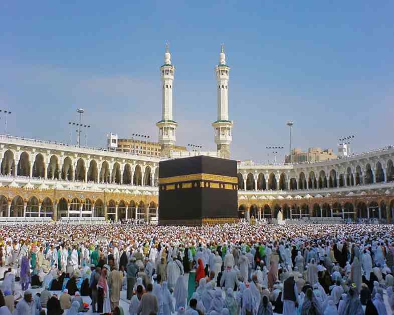Katarska Nacionalna komisija za ljudska prava tvrdi: Saudijske vlasti zabranjuju ulazaka hodočasnicima iz Katara u Veliku džamiju u Meki
