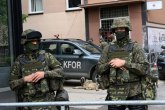 Kfor demantovao: Srpski vojnici nisu uperili oružje u civile na KiM