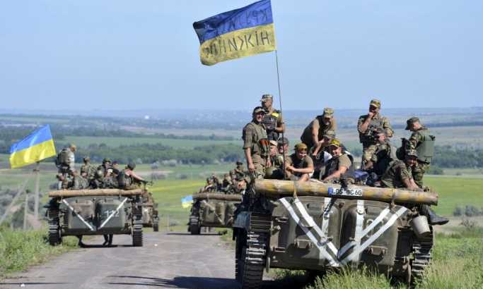 Kijev otvoreno gomila vojsku u Donbasu