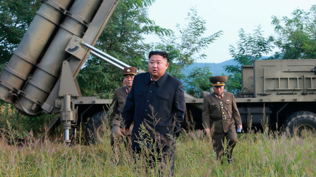 Kim prisustvovao testiranju novog raketnog bacača