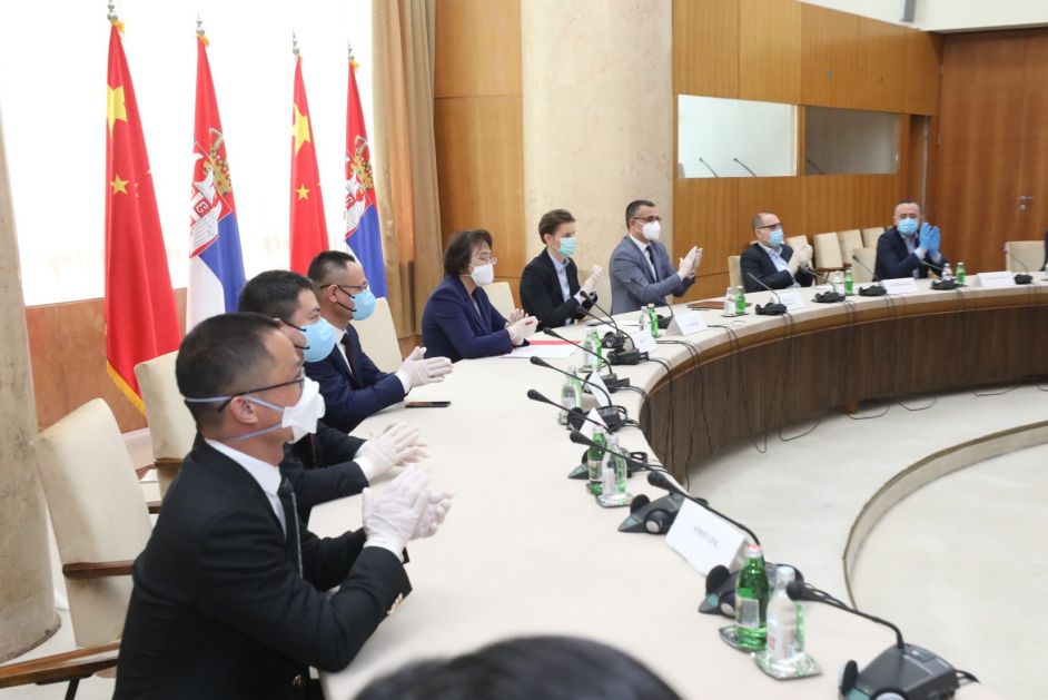 Kina donirala Srbiji dve laboratorije za testiranje na koronavirus