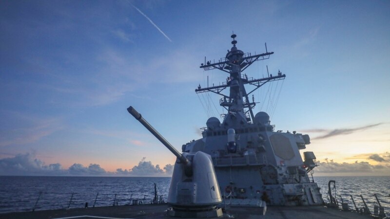 Kina prijeti posljedicama zbog američkog vojnog broda