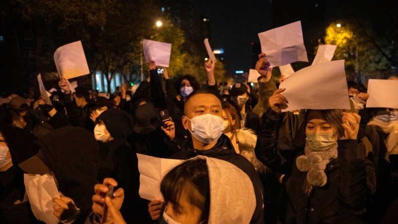 Kina signalizira popuštanje politike nulta COVID-a nakon masovnih protesta