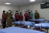 Kineski lekari posetili privremenu bolnicu u Vojnomedicinskom centru Karaburma FOTO