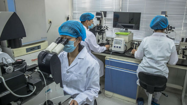 Kineski naučnici: Vakcina protiv koronavirusa na putu
