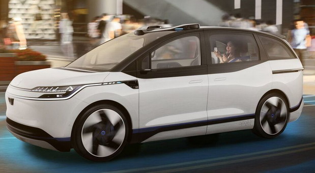 Kineski proizvođači masovno testiraju i pokreću usluge robotaksija u Evropi!?