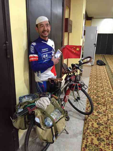 Kinez prešao 4.000 kilometara na biciklu kako bi obavio hadž