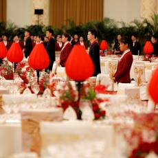 Kinezi, svaka čast! Pogledajte raskošnu gala večeru kojoj prisustvuju Vučić, Putin i Erdogan (FOTO)