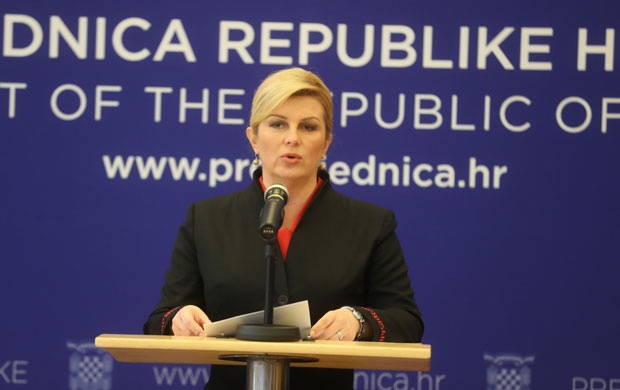 Kitarovićeva: Neodgovorno ponašanje Slovenije može dovesti do eskalacije