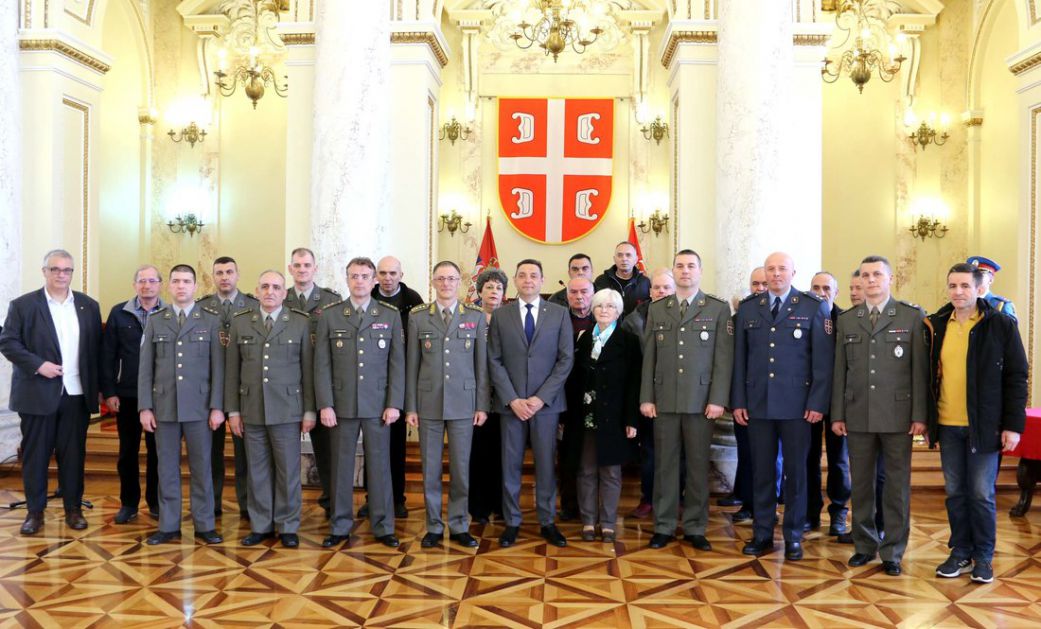 Ključevi od 23 stana pripadnicima Ministarstva odbrane i Vojske Srbije