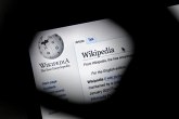 Ko kontroliše Vikipediju: Kako se dogodila NDH-pedija i šta je u srpskoj verziji poturano?