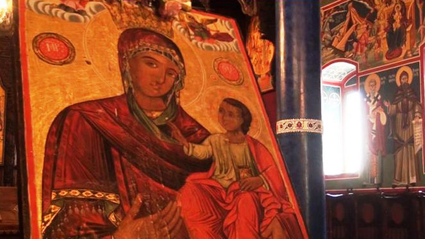 Kolekcionar iz Beograda je nabavio čudotvornu ikonu, ali nije mogao da zaspi pored nje. Vratio ju je, a onda se desilo čudo (VIDEO)