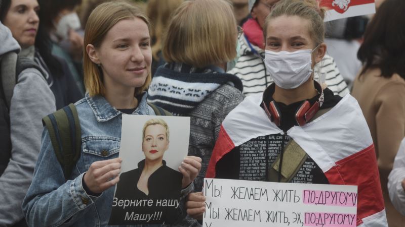 Belorusija: Opozicionoj liderki prete smrću, pokušaj provale u kuću nobelovke