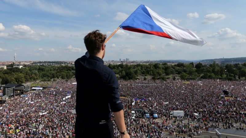 Kolika je snaga protesta protiv češkog premijera Babiša?