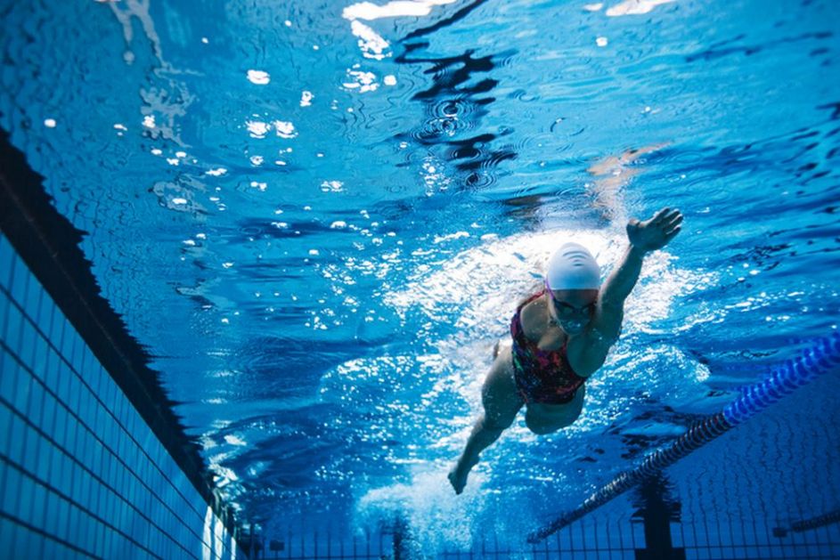 Koliko plivanje troši kalorija?