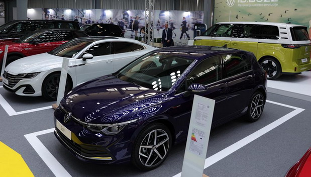 Koliko su u poslednjih pet godina poskupeli VW Golf, Toyota Corolla i BMW Serije 4?