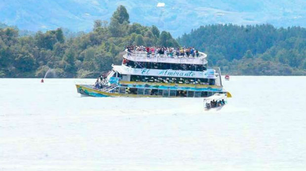 Kolumbija, potonuo brod sa 150 turista – devetoro mrtvih, 30 nestalih