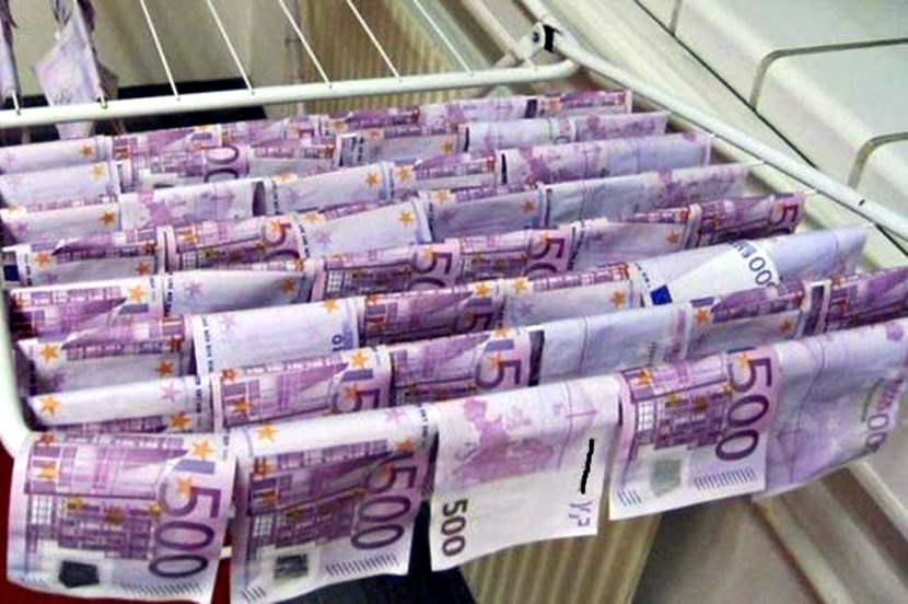 Kome će pripasti 120.000 evra pronađenih u Dunavu: Muškarac dao novo značenje izrazu “bacanje novca” (FOTO)