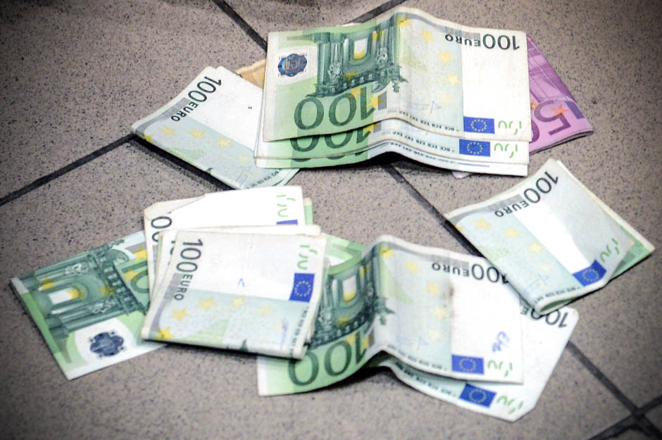 Komora medicinskih radnika: Za novi ugovor mito 2.000€