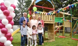 Kompanija MK grupa donirala igralište za decu Roditeljskoj kući u Novom Sadu (VIDEO)