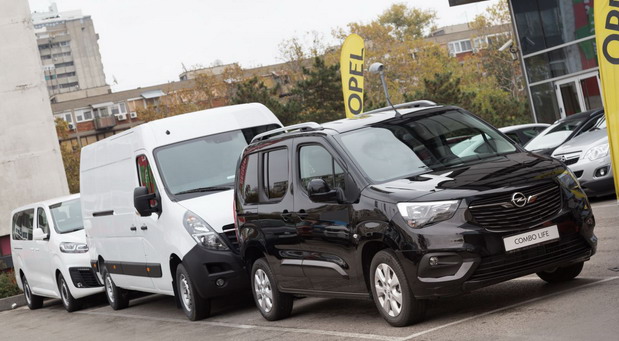 Kompanija Opel Srbija predstavila podmlađenu gamu lakih komercijalnih vozila